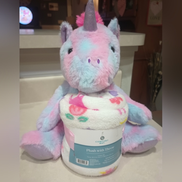 Plush Unicorn with Throw - Picture 1 of 3